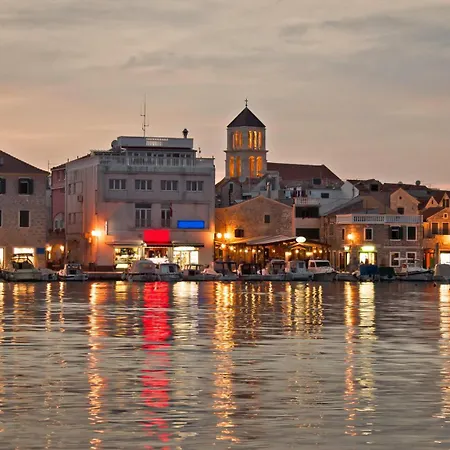 3599-1 For 6 Pers In Apartment