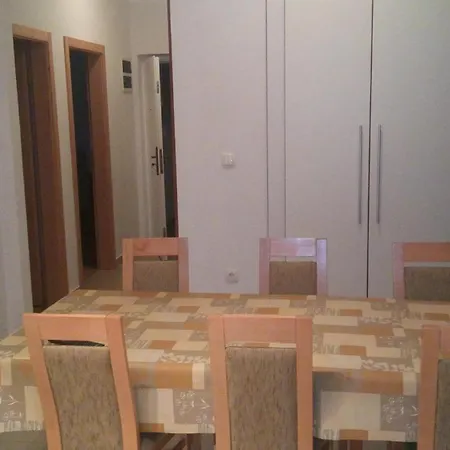 3599-1 For 6 Pers In * Vodice