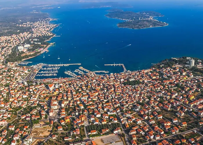 Apartman 3599-1 For 6 Pers In Vodice