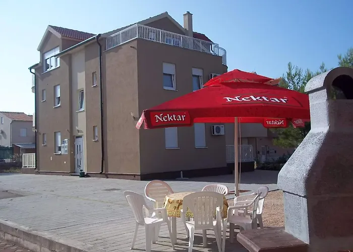 Apartman 3599-1 For 6 Pers In *